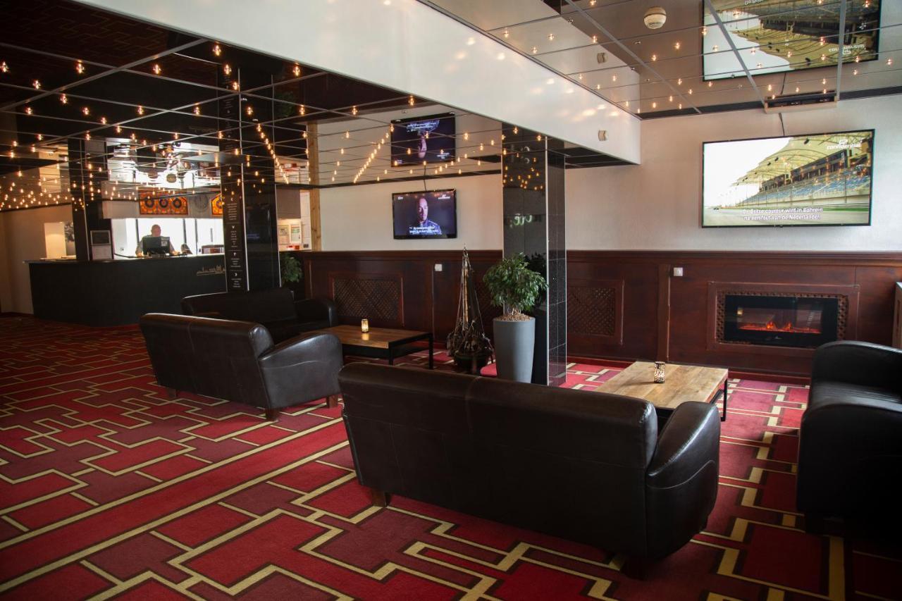 Amicitia Hotel 스네크 외부 사진