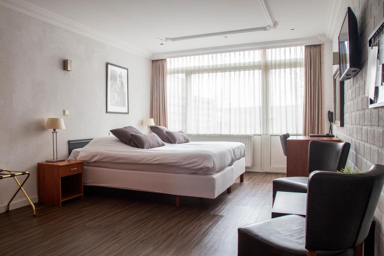 Amicitia Hotel 스네크 외부 사진