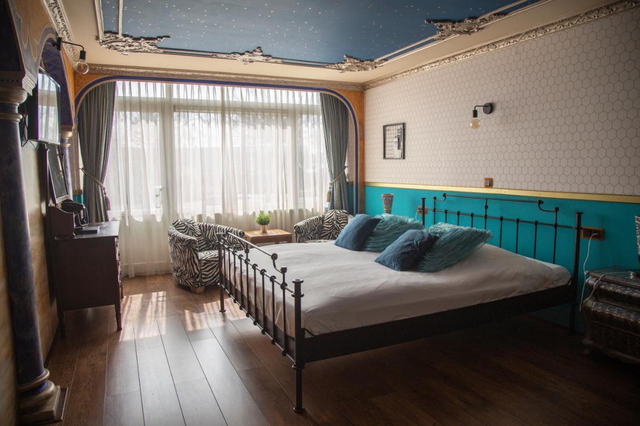 Amicitia Hotel 스네크 외부 사진