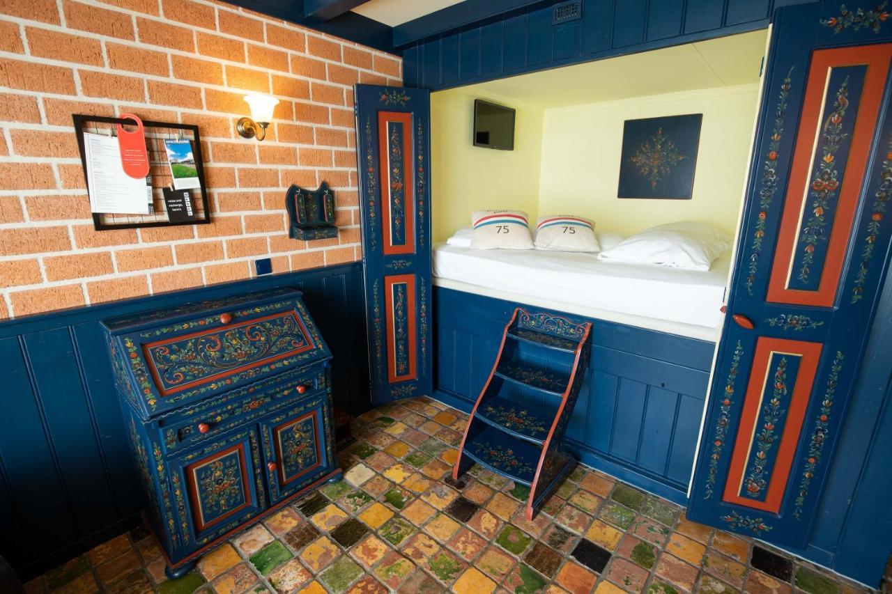Amicitia Hotel 스네크 외부 사진