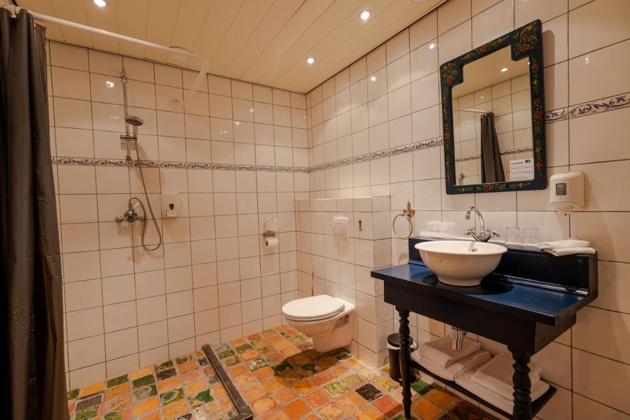 Amicitia Hotel 스네크 외부 사진