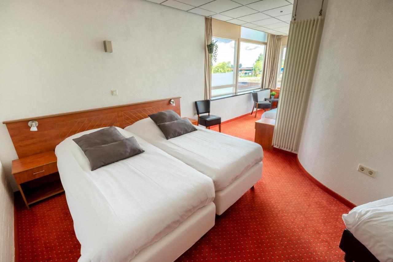 Amicitia Hotel 스네크 외부 사진