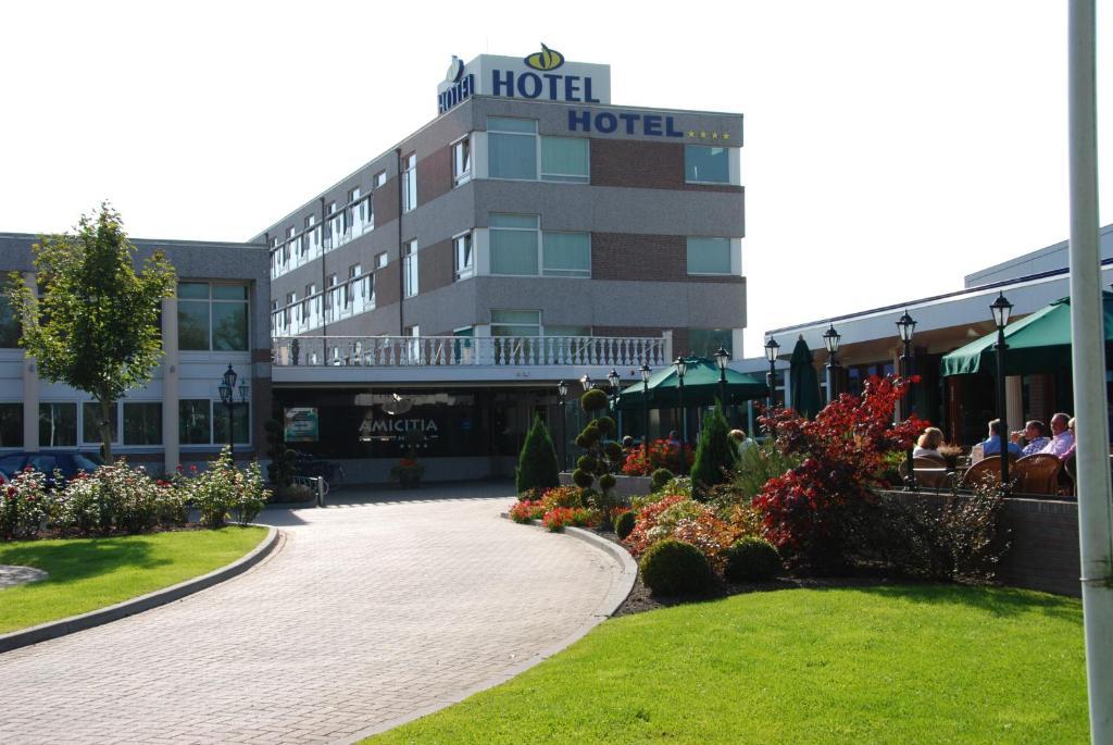 Amicitia Hotel 스네크 외부 사진